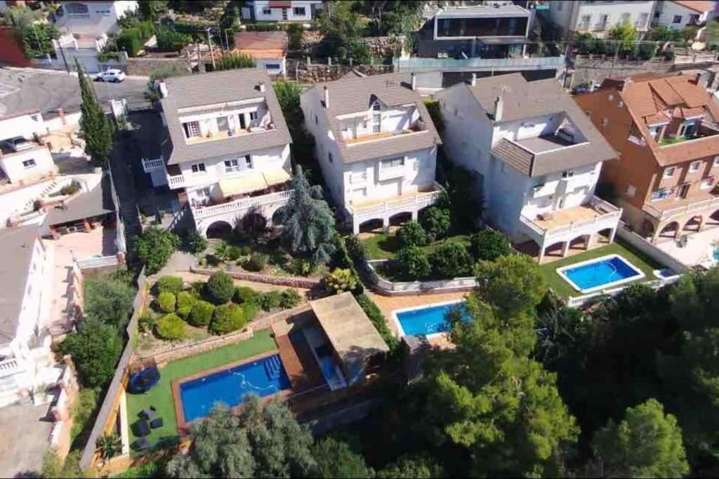 Casa Con Piscina Y Vistas En Vallirana/Barcelona Villa Exterior foto