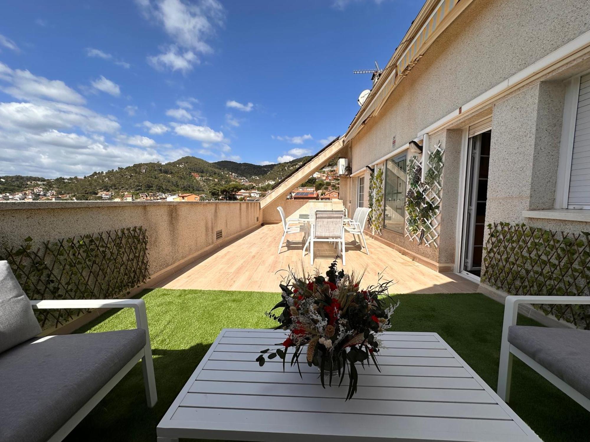 Casa Con Piscina Y Vistas En Vallirana/Barcelona Villa Exterior foto