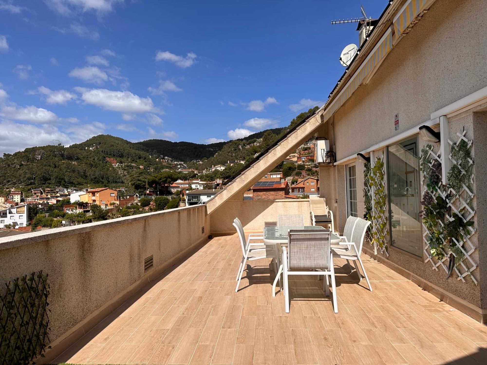 Casa Con Piscina Y Vistas En Vallirana/Barcelona Villa Exterior foto