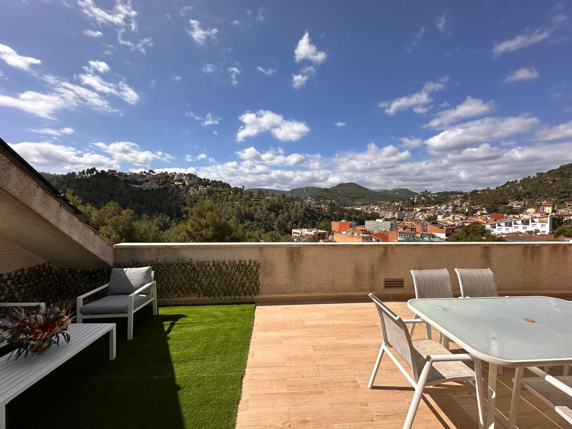 Casa Con Piscina Y Vistas En Vallirana/Barcelona Villa Exterior foto